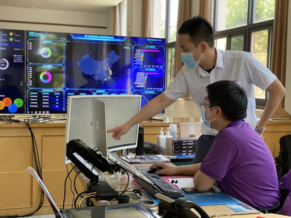 危機中見(jiàn)轉機 捷豹永磁螺桿機開(kāi)足馬力向前沖